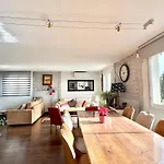 Villa Maison Lumineuse Avec Vue Mer, Montagne Et Sur Le Rocher De Roquebrune, Piscine Et Parking *