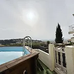 Villa Maison Lumineuse Avec Vue Mer, Montagne Et Sur Le Rocher De Roquebrune, Piscine Et Parking Saint-Raphaël