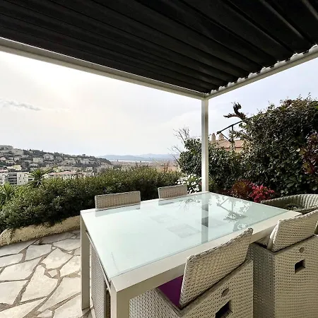 Villa Maison Lumineuse Avec Vue Mer, Montagne Et Sur Le Rocher De Roquebrune, Piscine Et Parking